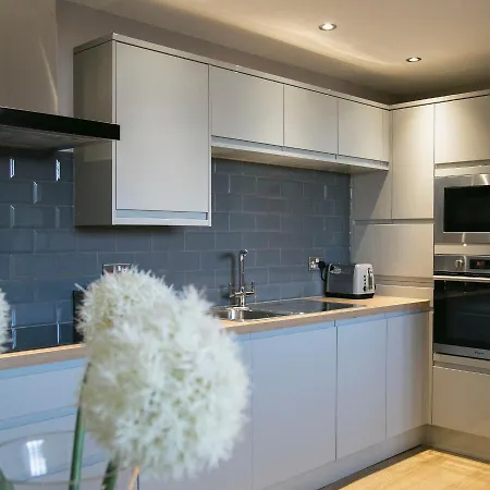 Alpha Spa Classic 1 Bedroom Apartment Harrogate Exterior photo